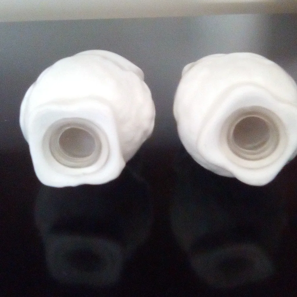 Ceramic White Owl W/Gold‎ Beaks Salt and Pepper Shakers